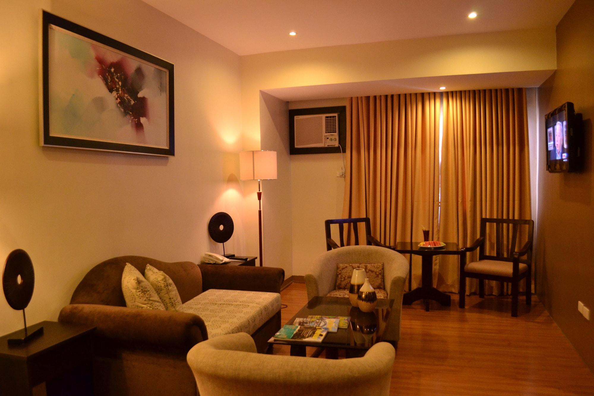 The Pinnacle Hotel And Suites Davao Luaran gambar