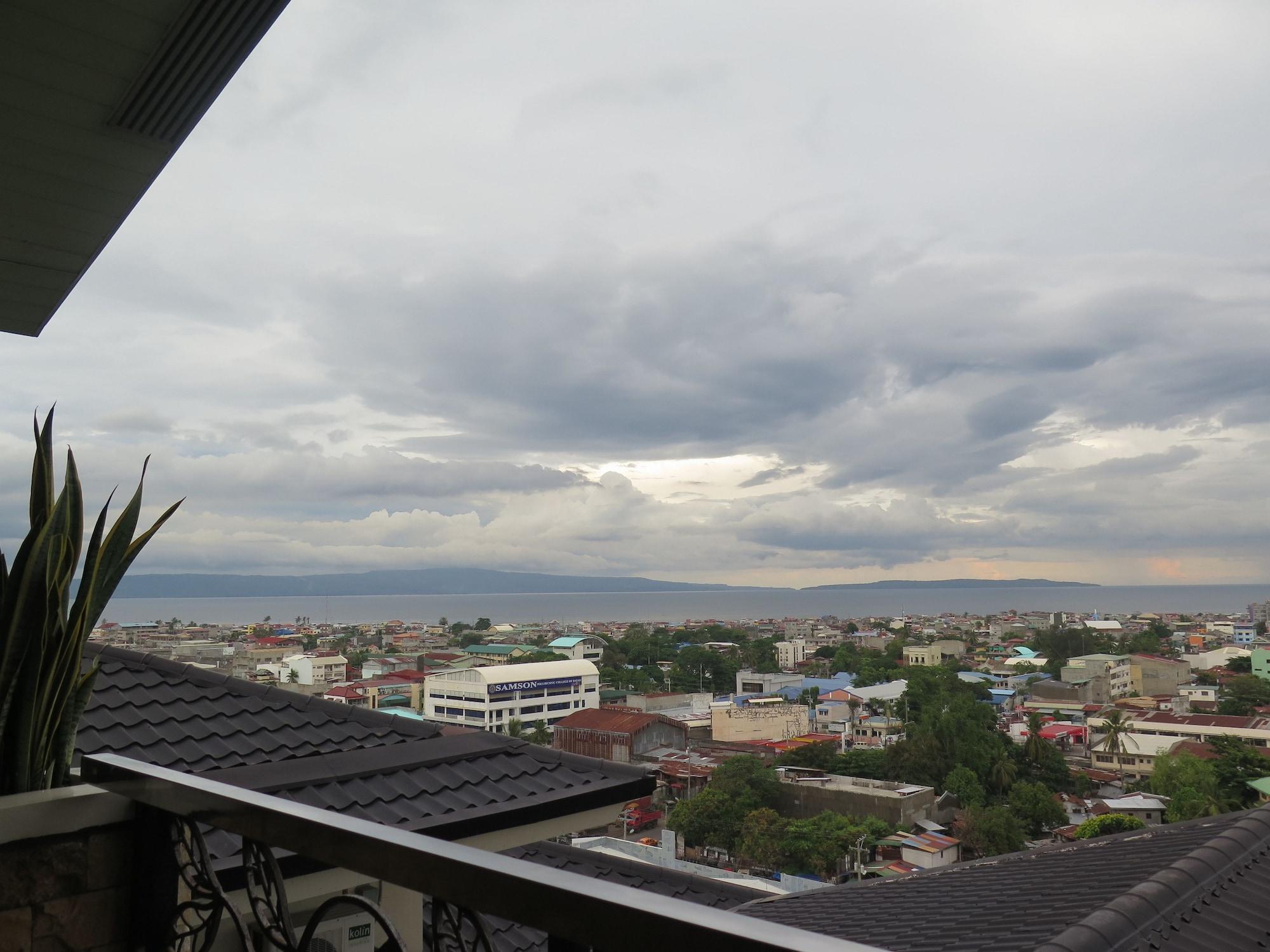 The Pinnacle Hotel And Suites Davao Luaran gambar