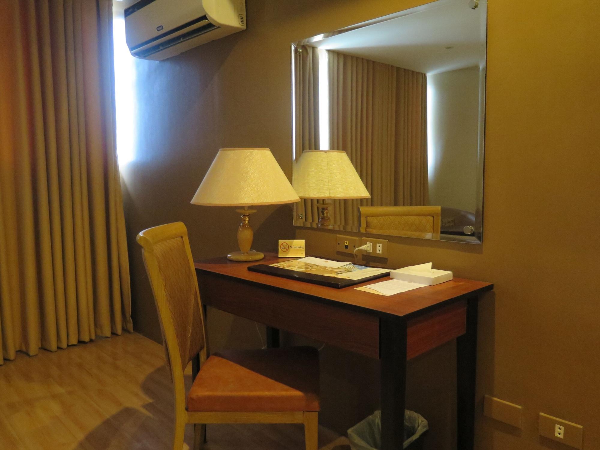 The Pinnacle Hotel And Suites Davao Luaran gambar
