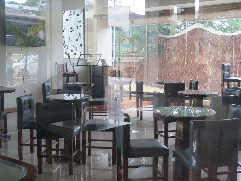 The Pinnacle Hotel And Suites Davao Luaran gambar