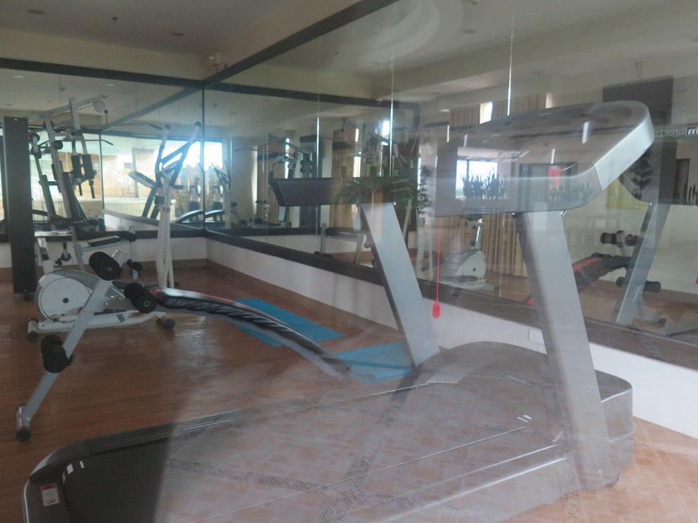 The Pinnacle Hotel And Suites Davao Luaran gambar