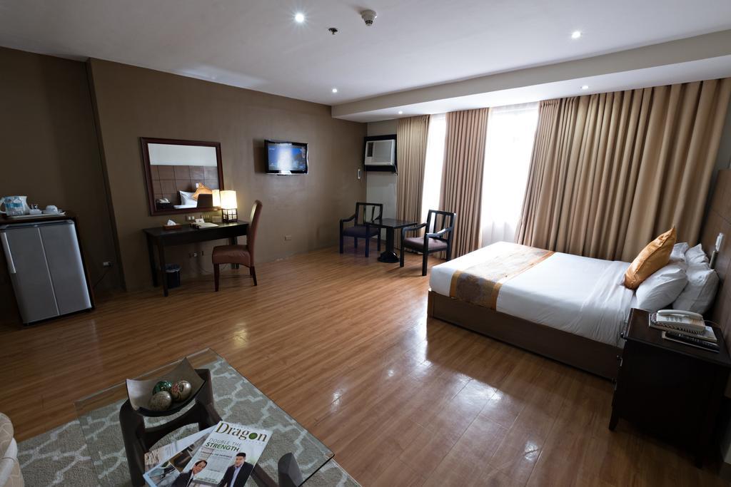 The Pinnacle Hotel And Suites Davao Luaran gambar