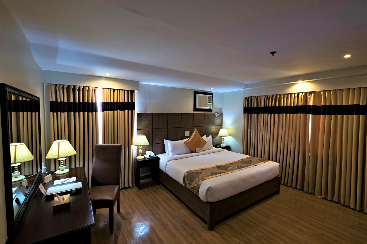 The Pinnacle Hotel And Suites Davao Luaran gambar