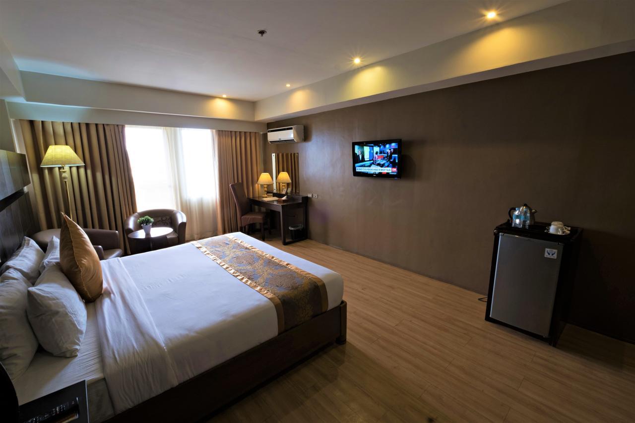 The Pinnacle Hotel And Suites Davao Luaran gambar