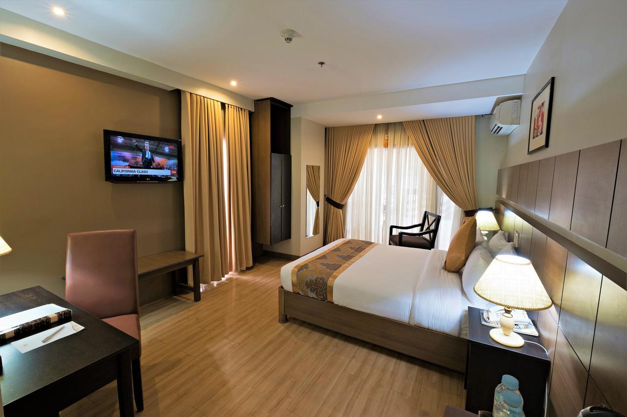 The Pinnacle Hotel And Suites Davao Luaran gambar