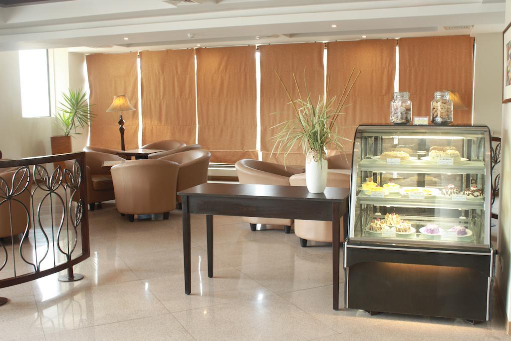 The Pinnacle Hotel And Suites Davao Luaran gambar